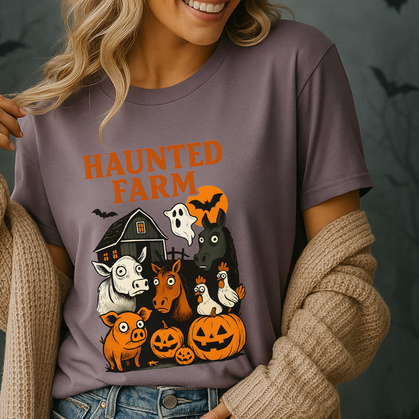 Haunted Farm Halloween Tee – Funny Vintage Barnyard Shirt, Spooky Horse Cow Pig Design, Rustic Country Halloween Gift