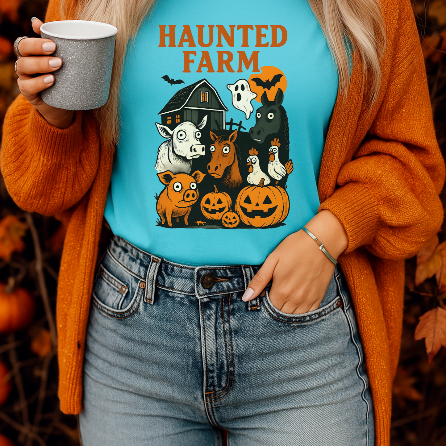 Haunted Farm Halloween Tee – Funny Vintage Barnyard Shirt, Spooky Horse Cow Pig Design, Rustic Country Halloween Gift